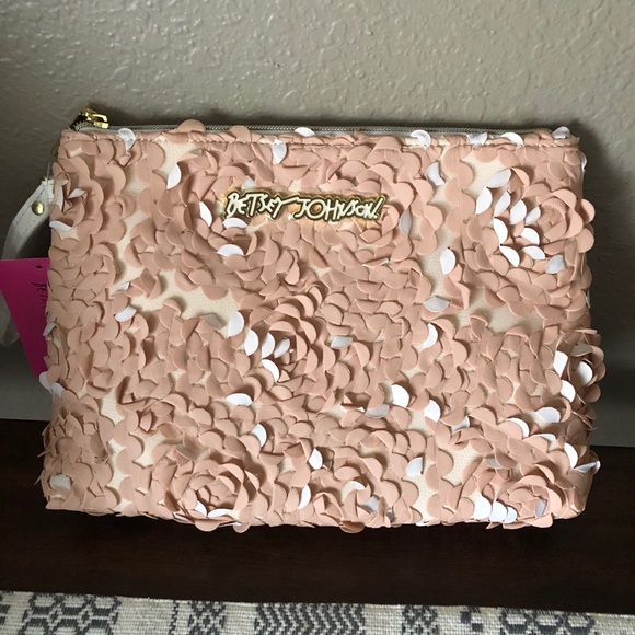 ***LAST 1****Betsey Johnson Clutch/Pouch - Picture 3 of 7